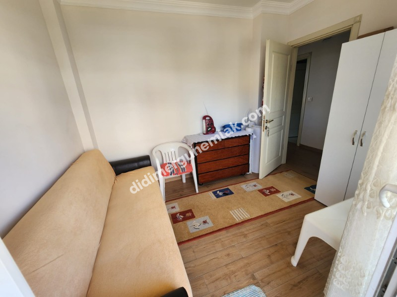  ALTINKUM MAHALLESİ'NDE HAVUZLU SİTE İÇERİSİNDE | EŞYALI | KALORİFERLİ | PANJURLU 1. KAT FIRSAT DAİRE! 