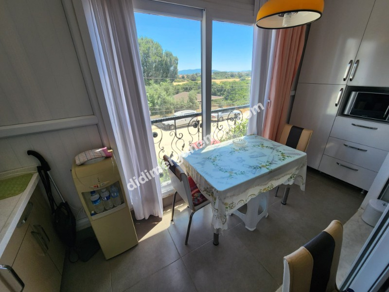  ALTINKUM MAHALLESİ'NDE HAVUZLU SİTE İÇERİSİNDE | EŞYALI | KALORİFERLİ | PANJURLU 1. KAT FIRSAT DAİRE! 