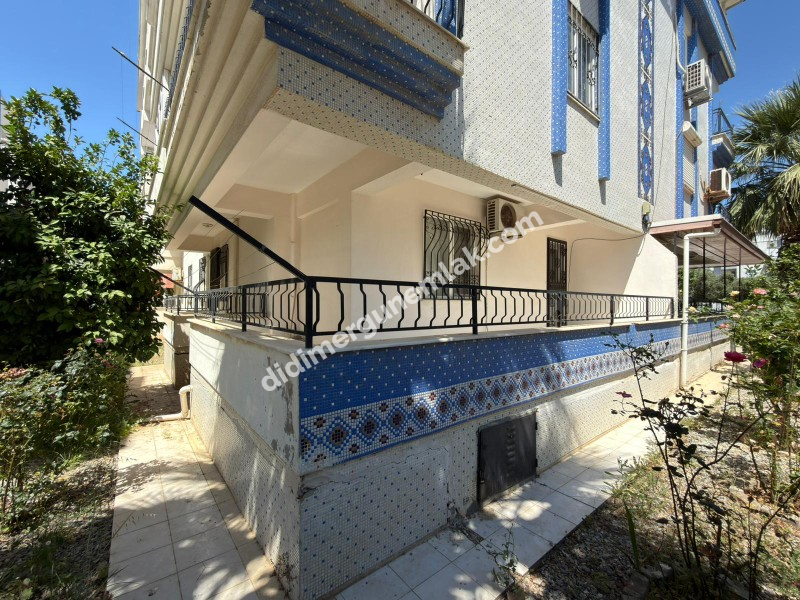 ÇAMLIK MAHALLESİ'NDE | KÖŞE KONUM | EŞYALI | GENİŞ BALKONLU | DENİZE YÜRÜME MESAFESİNDE 2+1 FIRSAT DAİRE!