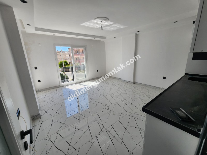 ATATÜRK BULVARI'NIN HEMEN ARKASINDA | GÜNEY-BATI CEPHELİ | 1. KAT | SIFIR ASANSÖRLÜ 2+1 DAİRE!