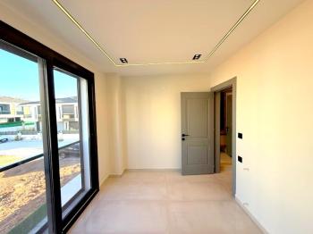 Didim'de Daire Parasına Satılık 3+1 Havuzlu Villa