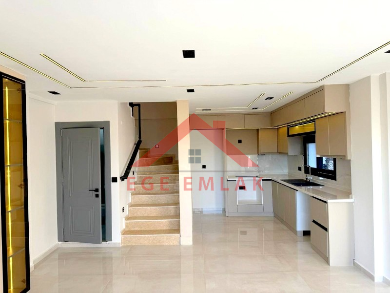 Didim'de Daire Parasına Satılık 3+1 Havuzlu Villa