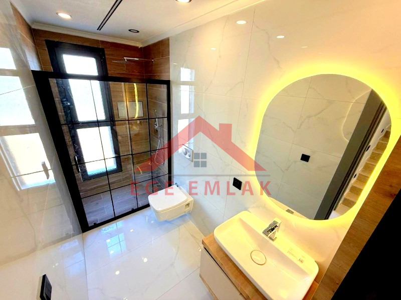 Didim'de Daire Parasına Satılık 3+1 Havuzlu Villa