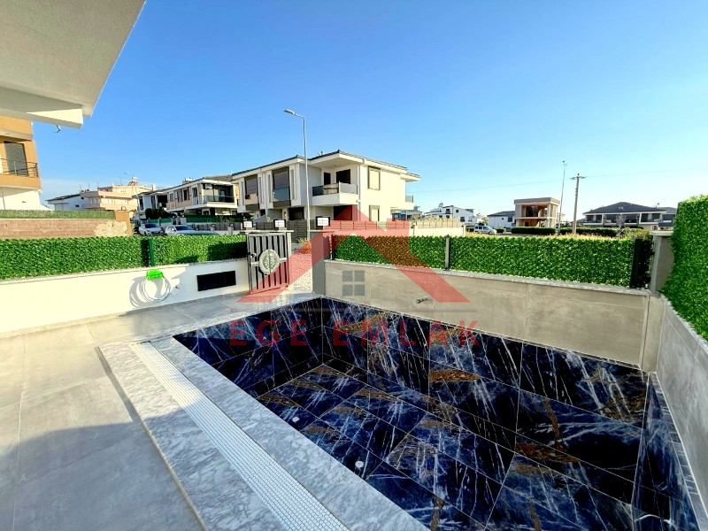 Didim'de Daire Parasına Satılık 3+1 Havuzlu Villa