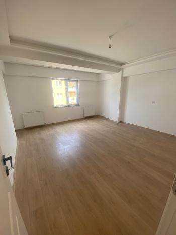 GÜVENAY - ÇORUM FEVZİ ÇAKMAK 3+1 KİRALIK DAİRE