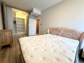 Kıbrıs Girne Merkez Magic Plus Residence Türk Koçan Full Eşyalı Şehir ve Dağ Manzaralı Satılık 2+1 Daire