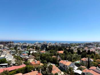Kıbrıs Girne Merkez Magic Plus Residence Türk Koçan Full Eşyalı Şehir ve Dağ Manzaralı Satılık 2+1 Daire