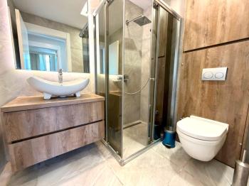Kıbrıs Girne Merkez Magic Plus Residence Türk Koçan Full Eşyalı Şehir ve Dağ Manzaralı Satılık 2+1 Daire