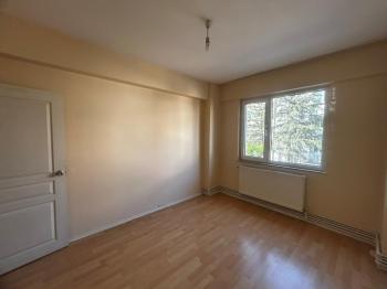 ✴ AFYON ÜÇOK EMLAKTAN CUMHURİYET MAH 2+1 78M² TEMİZ BAKIMLI ARA KAT SATILIK DAİRE ✴