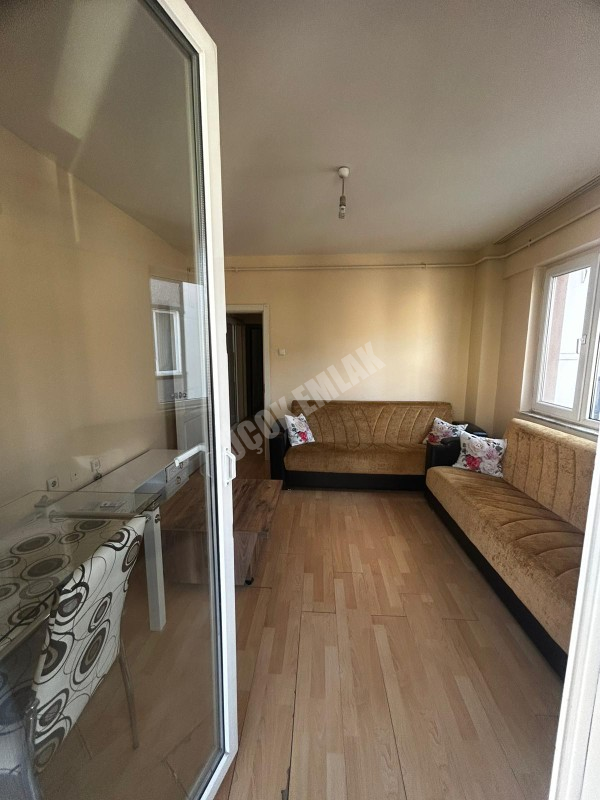 ✴ AFYON ÜÇOK EMLAKTAN CUMHURİYET MAH 2+1 78M² TEMİZ BAKIMLI ARA KAT SATILIK DAİRE ✴