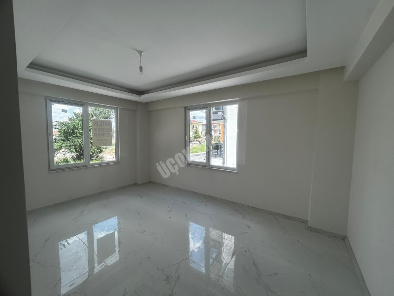AFYON ÜÇOK EMLAKTAN MAREŞAL FEVZİ ÇAKMAK MAH  2+1 78M² SIFIR SATILIK DAİRE 