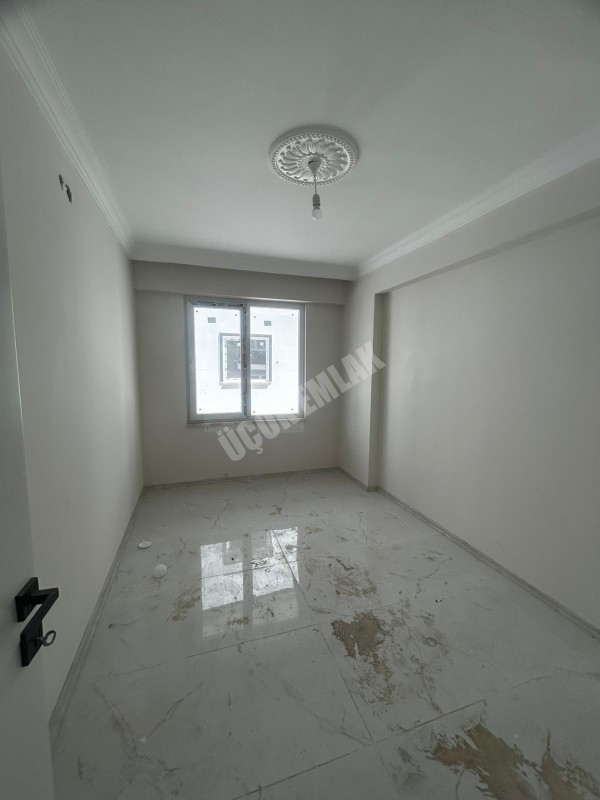 AFYON ÜÇOK EMLAKTAN MAREŞAL FEVZİ ÇAKMAK MAH  2+1 78M² SIFIR SATILIK DAİRE 
