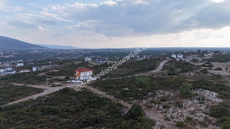 Didim Bozseki Satılık Manzarlı İmarlı Takas a Açık 300 Arsa
