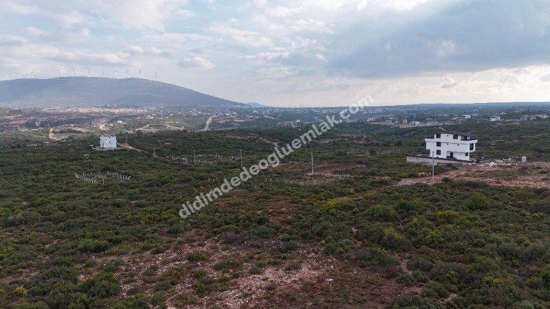 Didim Bozseki Satılık Manzarlı İmarlı Takas a Açık 300 Arsa