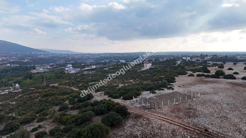 Didim Bozseki Satılık Manzarlı İmarlı Takas a Açık 300 Arsa