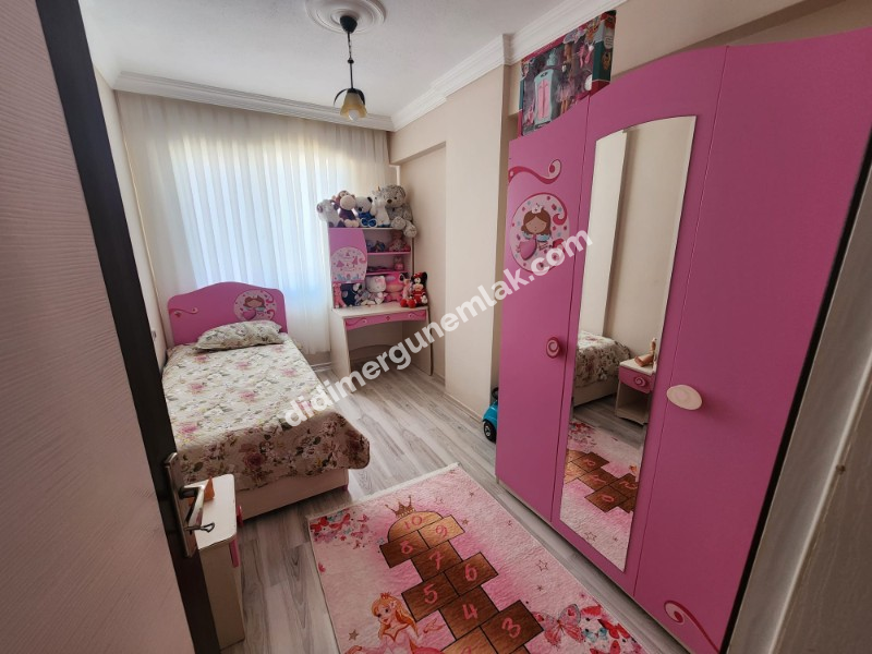  1+1 FİYATINA 2+1! | 3. KAT | GÜNEY-BATI CEPHELİ | YENİ AVM'NİN DİBİNDE FIRSAT DAİRE!