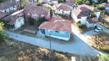 GÜVENAY - ÇORUM MECİTÖZÜ AŞŞAĞI KÖRÜNCEK KÖYÜ  SATILIK MÜSTAKİL EV