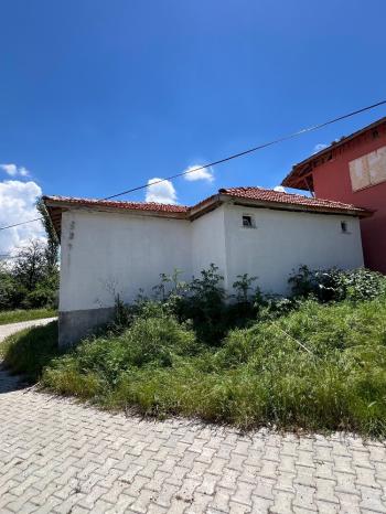 GÜVENAY - ÇORUM MECİTÖZÜ AŞŞAĞI KÖRÜNCEK KÖYÜ  SATILIK MÜSTAKİL EV