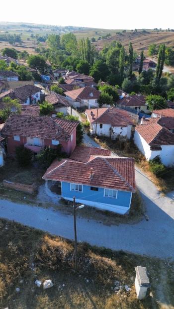 GÜVENAY - ÇORUM MECİTÖZÜ AŞŞAĞI KÖRÜNCEK KÖYÜ  SATILIK MÜSTAKİL EV