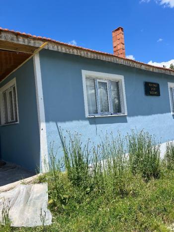 GÜVENAY - ÇORUM MECİTÖZÜ AŞŞAĞI KÖRÜNCEK KÖYÜ  SATILIK MÜSTAKİL EV