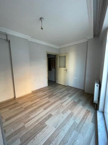 GÜVENAY - ÇORUM YENİYOL MAH. GAZİ PAŞA ORTAOKULU CİVARI KİRALIK 2+1 DAİRE