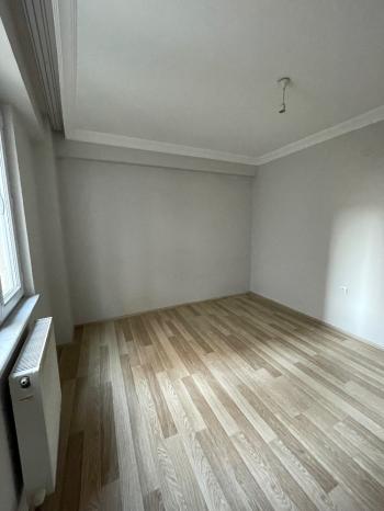 GÜVENAY - ÇORUM YENİYOL MAH. GAZİ PAŞA ORTAOKULU CİVARI KİRALIK 2+1 DAİRE