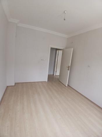 GÜVENAY - ÇORUM ULUKAVAK MAH. DR. SADIK AHMET CADDESİ ÜZERİNDE KİRALIK 3+1 DAİRE