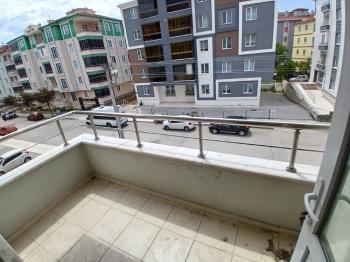 GÜVENAY - ÇORUM ULUKAVAK MAH. DR. SADIK AHMET CADDESİ ÜZERİNDE KİRALIK 3+1 DAİRE