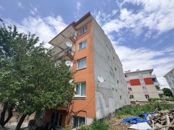 GÜVENAY - ÇORUM EKİN CADDESİ POLİS LOJMANALRI CİVARI 2+1 SATILIK  DAİRE