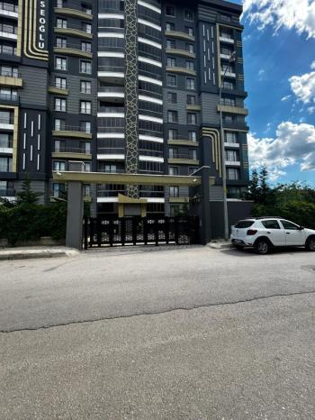 AFYON ÜÇOK EMLAKTAN UYDUKENT SELÇUKLU MAH KİRALIK LÜX GENİŞ 4+1 +TERAS LI DAİRE