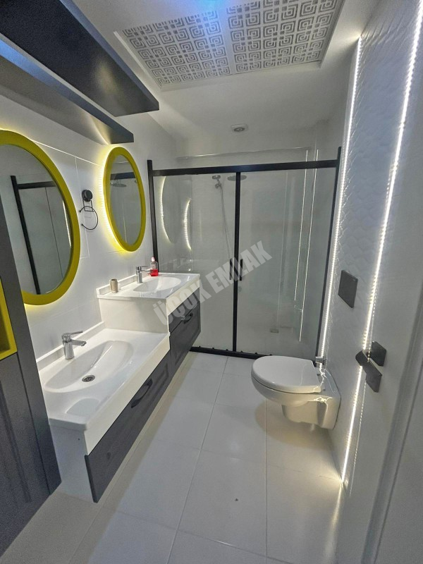 AFYON ÜÇOK EMLAKTAN UYDUKENT SELÇUKLU MAH KİRALIK LÜX GENİŞ 4+1 +TERAS LI DAİRE
