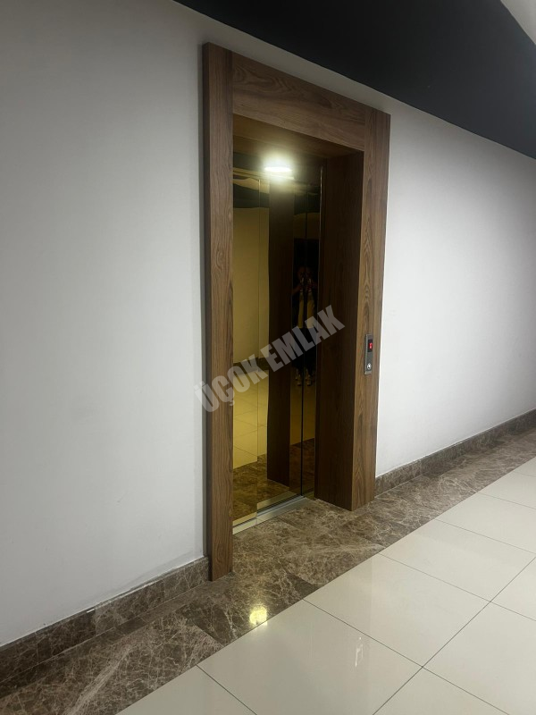 AFYON ÜÇOK EMLAKTAN UYDUKENT SELÇUKLU MAH KİRALIK LÜX GENİŞ 4+1 +TERAS LI DAİRE