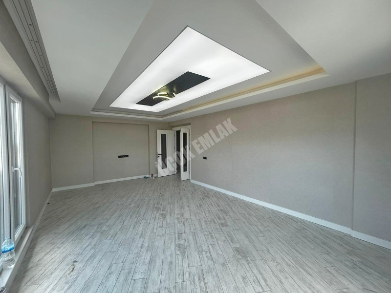 AFYON ÜÇOK EMLAKTAN UYDUKENT SELÇUKLU MAH KİRALIK LÜX GENİŞ 4+1 +TERAS LI DAİRE