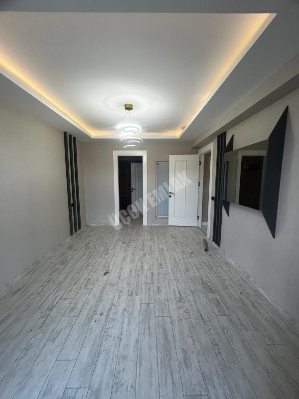 AFYON ÜÇOK EMLAKTAN UYDUKENT SELÇUKLU MAH KİRALIK LÜX GENİŞ 4+1 +TERAS LI DAİRE