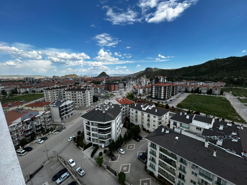 AFYON ÜÇOK EMLAKTAN UYDUKENT SELÇUKLU MAH KİRALIK LÜX GENİŞ 4+1 +TERAS LI DAİRE