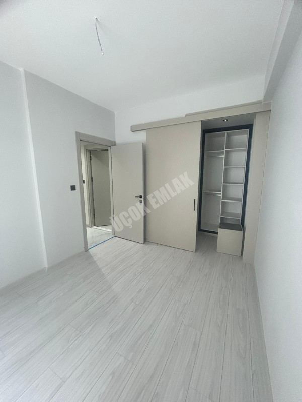 AFYON ÜÇOK EMLAKTAN ALİ İHSANPAŞA MAH TEMELDEN SATILIK LÜKS DAİRELER