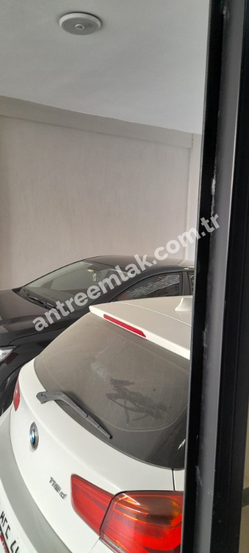 Antre Emlak'tan Satılık Bahçelievler'de Hastane Yanı Otoparklıi,Doğalgazlı Yüksek Giriş 1+1 Yeni Daire