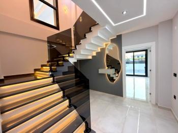 Didim'de Satılık Tam Müstakil 4+1 Villa