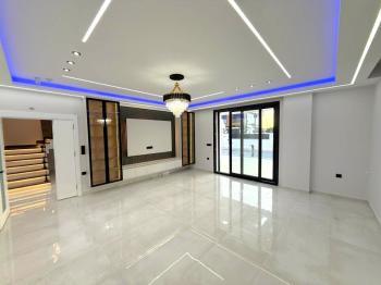 Didim'de Satılık Tam Müstakil 4+1 Villa