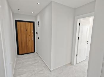 Didim Efeler Mahallesinde Satılık Sıfır 2+1 Asansörlü Kapalı Otoparklı Daire