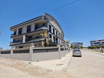 Didim Efeler Mahallesinde Satılık Sıfır 2+1 Asansörlü Kapalı Otoparklı Daire