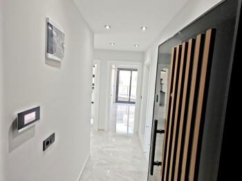 Didim Efeler Mahallesinde Satılık Sıfır 2+1 Asansörlü Kapalı Otoparklı Daire