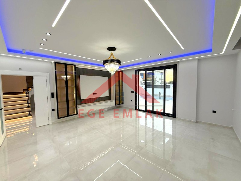 Didim'de Satılık Tam Müstakil 4+1 Villa