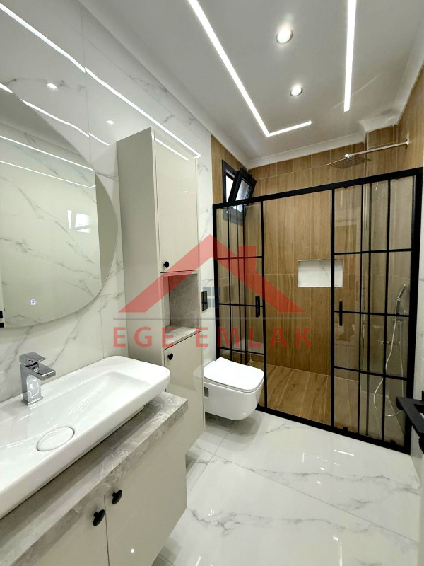 Didim'de Satılık Tam Müstakil 4+1 Villa