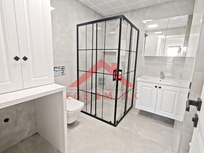Didim Efeler Mahallesinde Satılık Sıfır 2+1 Asansörlü Kapalı Otoparklı Daire