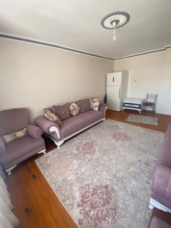 GÜVENAY - ÇORUM MİMARSİNAN TÜRKİYEM İLKOKULU CİVARI SATILIK DAİRE
