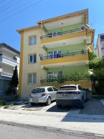 GÜVENAY - ÇORUM KALE MAH. MUTLU CADDESİ CİVARI 3+1 SATILIK DAİRE