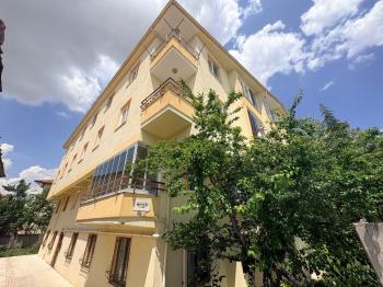 GÜVENAY - ÇORUM GÜLABİBEY GÖĞÜS HASTANESİ CİVARI 2+1 SATILIIK DAİRE