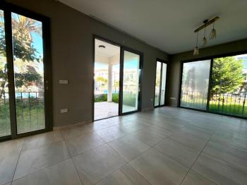Girne Alsancak Kıbrıs Town Houses Havuz Manzaralı Özel Bahçeli Satılık 2+1 Daire