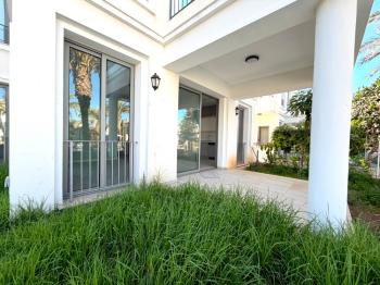 Girne Alsancak Kıbrıs Town Houses Havuz Manzaralı Özel Bahçeli Satılık 2+1 Daire